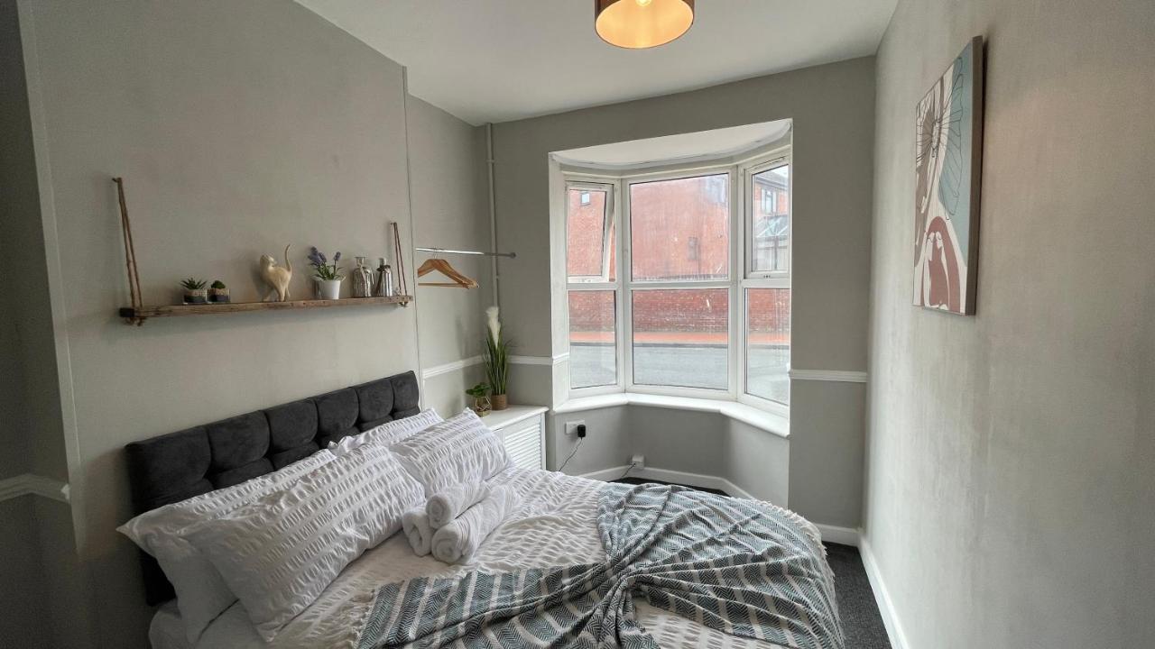 Spacious 6 Bed Home Near City & Albion Stadium Perfect For Contractors! Birmingham Exterior foto